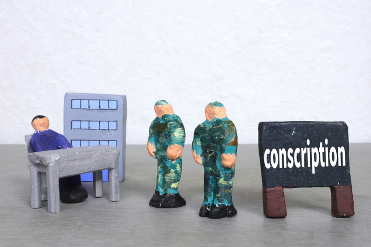 【アイドルも兵役】韓国はなぜ徴兵制度があるの？兵役中はどんな訓練をしていて期間はどれくらい？ なるトピ！｜話題速報＆注目ネタメディア